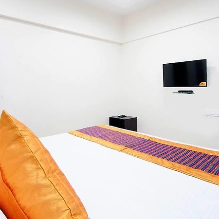 Asian Suites Tulsi Aura นาวีมุมไบ ภายนอก รูปภาพ